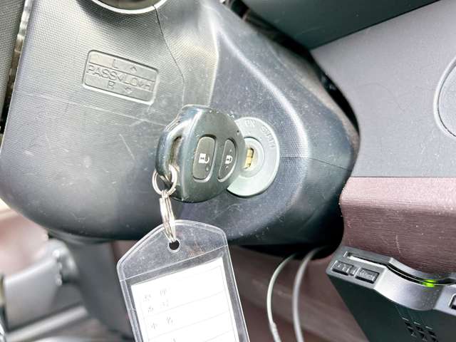 トヨタ ｉＱ １．０ １００Ｘ H22年 (九州・沖縄) 99