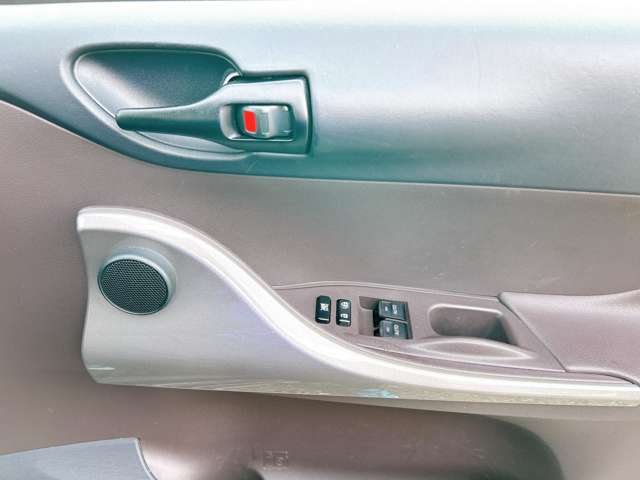 トヨタ ｉＱ １．０ １００Ｘ H22年 (九州・沖縄) 99