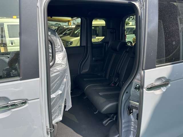 ホンダ Ｎ　ＢＯＸ カスタム ６６０ ターボ コーディネートスタイル モノトーン R7年 (東海) 99