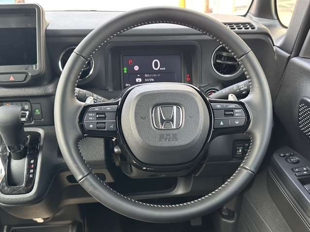 ホンダ Ｎ　ＢＯＸ カスタム ６６０ ターボ コーディネートスタイル モノトーン R7年 (東海) 99