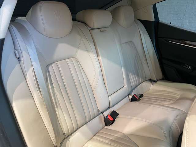 マセラティ ギブリ Ｓ H27年 (九州・沖縄) 99