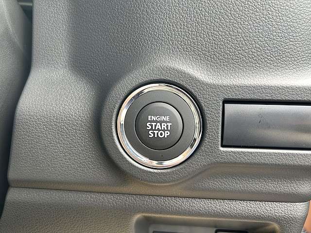 スズキ スペーシア ６６０ ハイブリッド Ｇ R7年 () 99