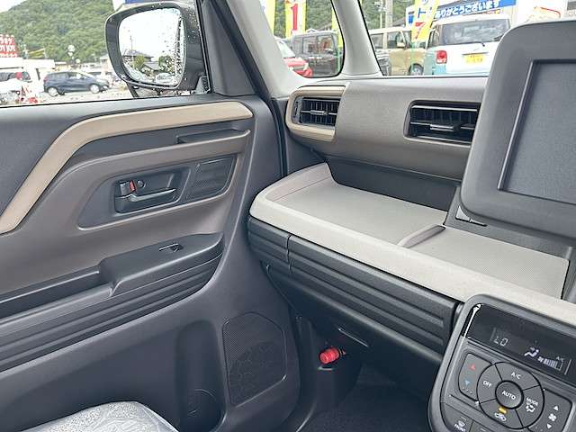 スズキ スペーシア ６６０ ハイブリッド Ｇ R7年 () 99