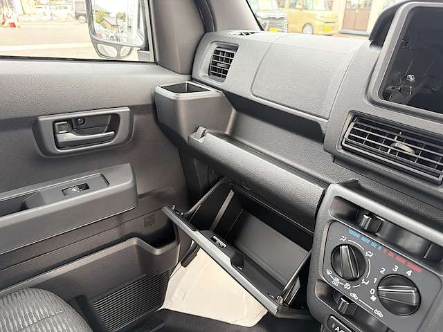 ダイハツ ハイゼットカーゴ ６６０ デラックス ４ＷＤ R7年 () 99