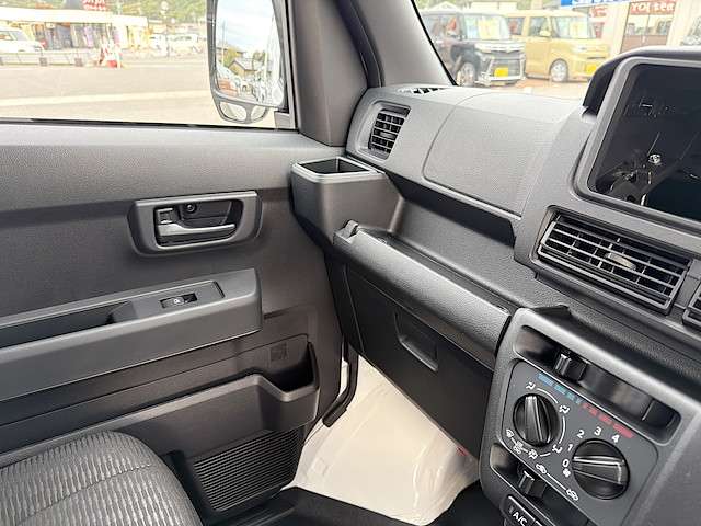 ダイハツ ハイゼットカーゴ ６６０ デラックス ４ＷＤ R7年 () 99