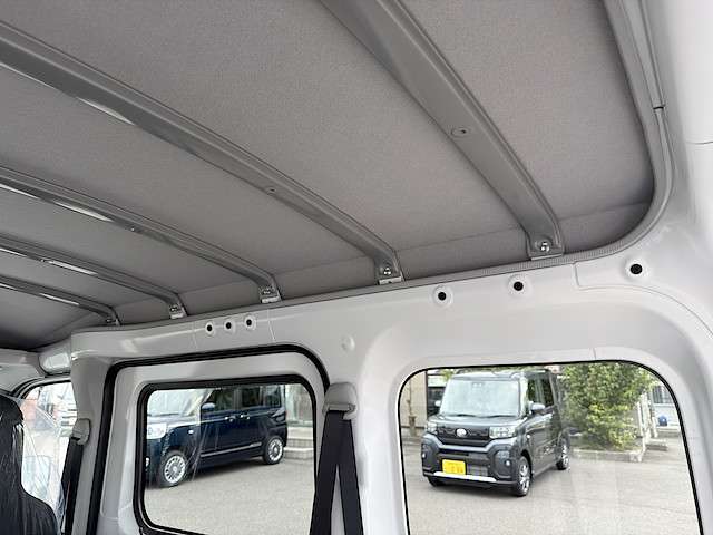 ダイハツ ハイゼットカーゴ ６６０ デラックス ４ＷＤ R7年 () 99
