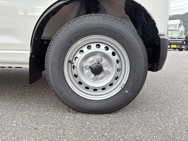 ダイハツ ハイゼットカーゴ ６６０ デラックス ４ＷＤ R7年 () 99