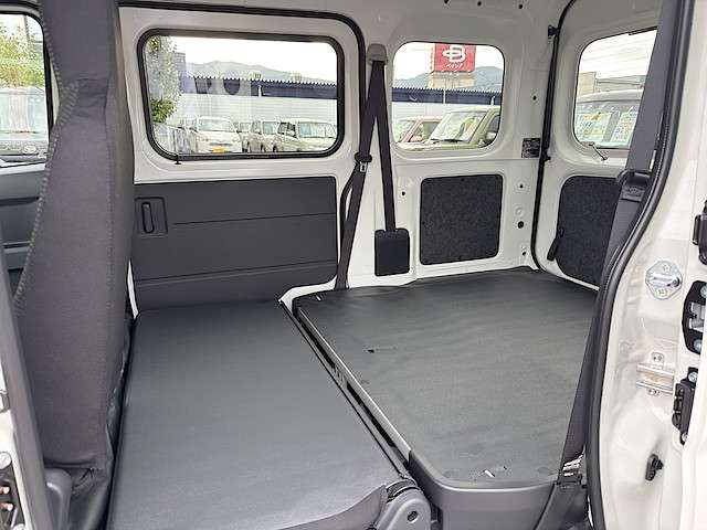 ダイハツ ハイゼットカーゴ ６６０ デラックス ４ＷＤ R7年 () 99