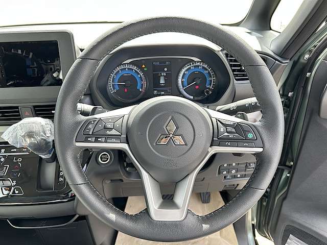 三菱 デリカ　ミニ ６６０ Ｔ プレミアム リミテッド エディション ４ＷＤ R7年 () 99