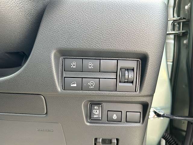 三菱 デリカ　ミニ ６６０ Ｔ プレミアム リミテッド エディション ４ＷＤ R7年 () 99