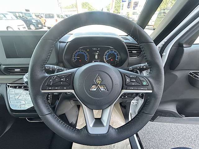 三菱 デリカ　ミニ ６６０ Ｔ プレミアム リミテッド エディション ４ＷＤ R7年 () 99