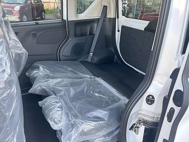 三菱 デリカ　ミニ ６６０ Ｔ プレミアム リミテッド エディション ４ＷＤ R7年 () 99