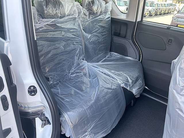 三菱 デリカ　ミニ ６６０ Ｔ プレミアム リミテッド エディション ４ＷＤ R7年 () 99