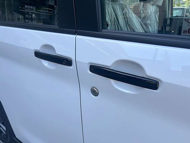 三菱 デリカ　ミニ ６６０ Ｔ プレミアム リミテッド エディション ４ＷＤ R7年 () 99