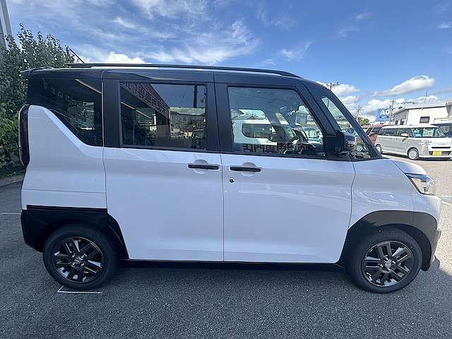 三菱 デリカ　ミニ ６６０ Ｔ プレミアム リミテッド エディション ４ＷＤ R7年 () 99