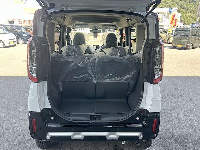 三菱 デリカ　ミニ ６６０ Ｔ プレミアム リミテッド エディション ４ＷＤ R7年 () 99