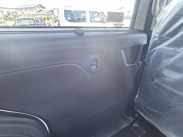 三菱 デリカ　ミニ ６６０ Ｔ プレミアム リミテッド エディション ４ＷＤ R7年 () 99