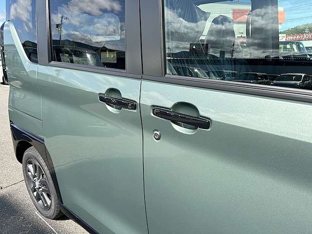 三菱 デリカ　ミニ ６６０ Ｔ プレミアム ４ＷＤ R7年 () 99