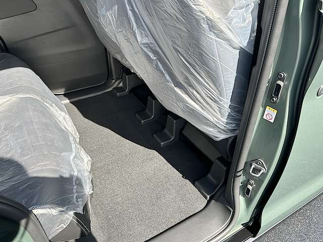 三菱 デリカ　ミニ ６６０ Ｔ プレミアム ４ＷＤ R7年 () 99