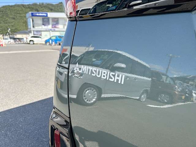 三菱 デリカ　ミニ ６６０ Ｔ プレミアム ４ＷＤ R7年 () 99