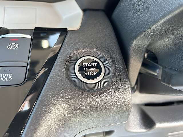 三菱 デリカ　ミニ ６６０ Ｔ プレミアム ４ＷＤ R7年 () 99