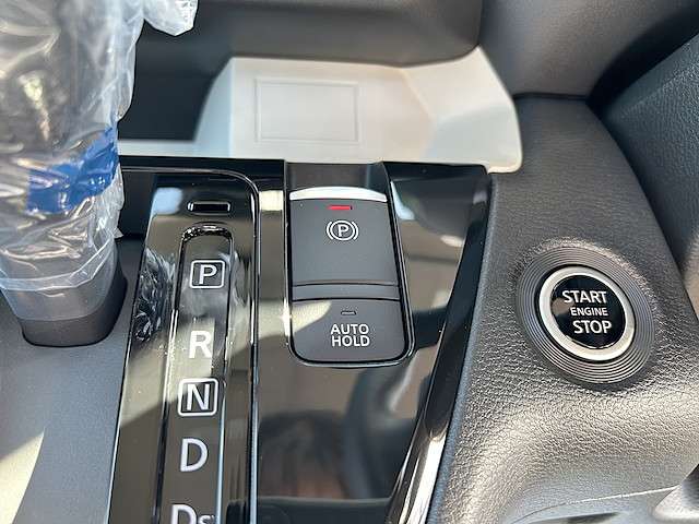 三菱 デリカ　ミニ ６６０ Ｔ プレミアム ４ＷＤ R7年 () 99