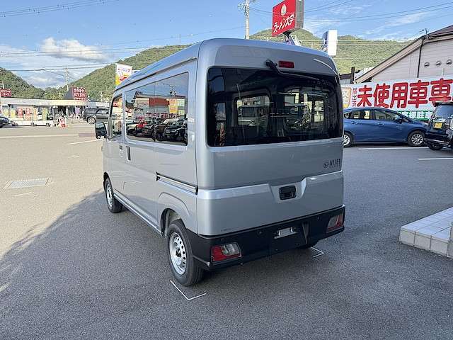 ダイハツ ハイゼットカーゴ ６６０ デラックス ４ＷＤ R7年 () 99