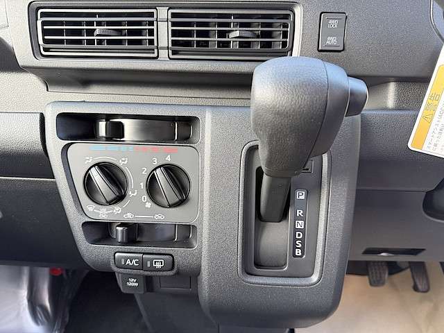 ダイハツ ハイゼットカーゴ ６６０ デラックス ４ＷＤ R7年 () 99