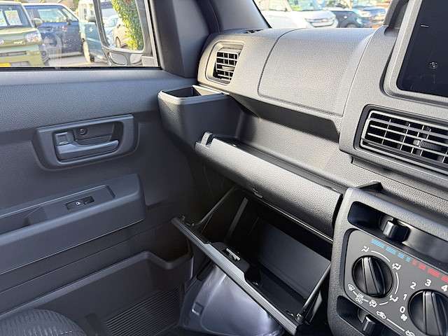 ダイハツ ハイゼットカーゴ ６６０ デラックス ４ＷＤ R7年 () 99