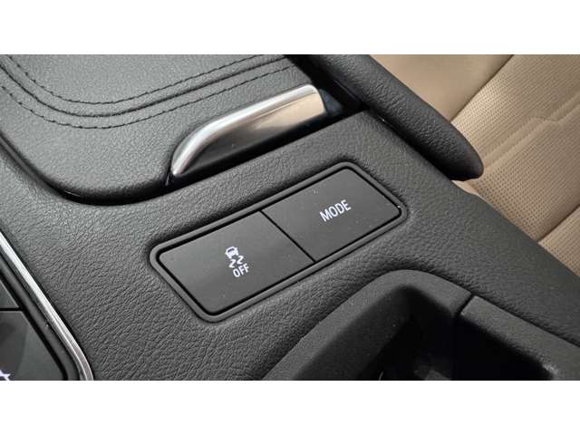 キャデラック ＸＴ６ プラチナム ４ＷＤ R3年 (関東) 99