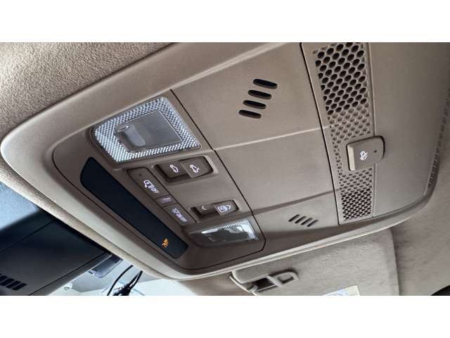 キャデラック ＸＴ６ プラチナム ４ＷＤ R3年 (関東) 99