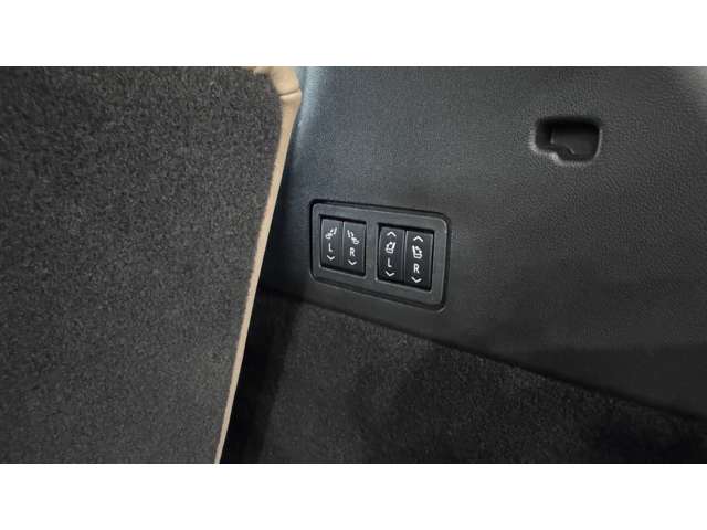 キャデラック ＸＴ６ プラチナム ４ＷＤ R3年 (関東) 99