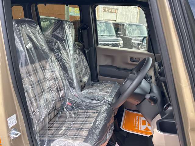 ホンダ Ｎ　ＢＯＸ ジョイ ６６０ ２トーン R7年 (近畿) 99