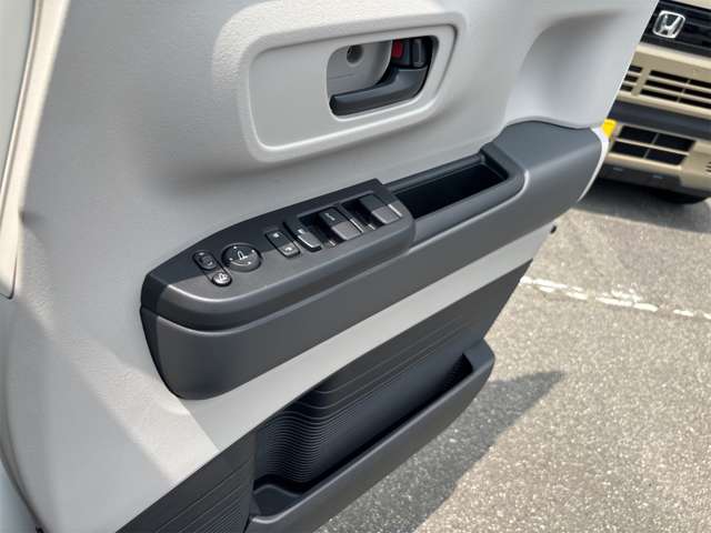 ホンダ Ｎ　ＢＯＸ ６６０ R7年 (近畿) 99