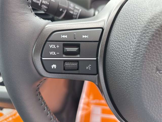 ホンダ フリード　ハイブリッド １．５ Ｅ：ＨＥＶ クロスター R7年 (近畿) 99