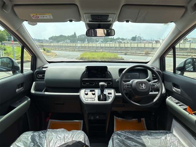 ホンダ フリード　ハイブリッド １．５ Ｅ：ＨＥＶ クロスター R7年 (近畿) 99