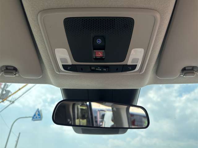 ホンダ フリード　ハイブリッド １．５ Ｅ：ＨＥＶ クロスター R7年 (近畿) 99