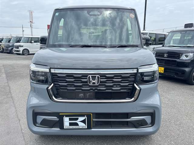 ホンダ Ｎ　ＢＯＸ カスタム ６６０ コーディネートスタイル ２トーン R7年 (近畿) 99