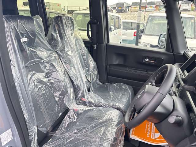 ホンダ Ｎ　ＢＯＸ カスタム ６６０ コーディネートスタイル ２トーン R7年 (近畿) 99