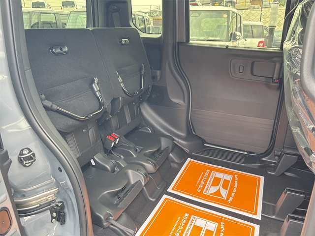 ホンダ Ｎ　ＢＯＸ カスタム ６６０ コーディネートスタイル ２トーン R7年 (近畿) 99