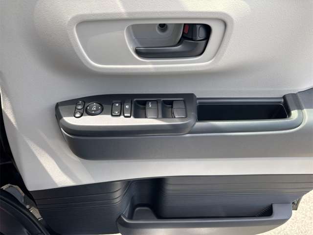 ホンダ Ｎ　ＢＯＸ ６６０ R7年 (近畿) 99