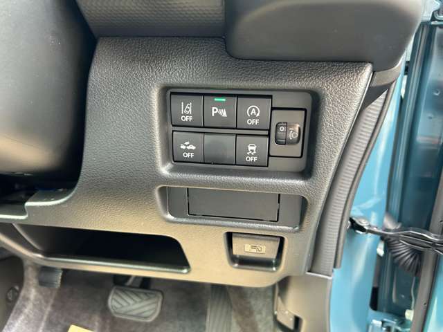 スズキ ハスラー ６６０ ハイブリッド Ｇターボ ４ＷＤ R7年 () 99