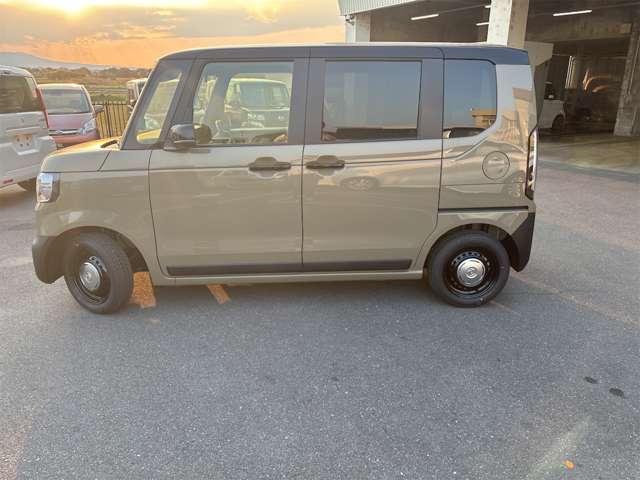 ホンダ Ｎ　ＢＯＸ ジョイ ６６０ ２トーン R7年 (近畿) 99