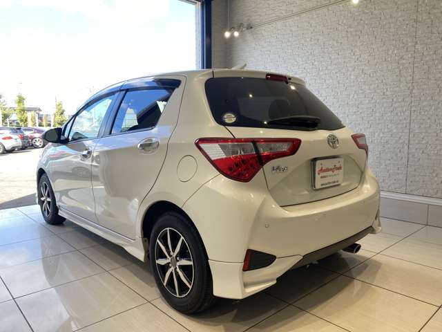 トヨタ ヴィッツ １．３ Ｆ セーフティ エディションＩＩ H30年 (九州・沖縄) 99