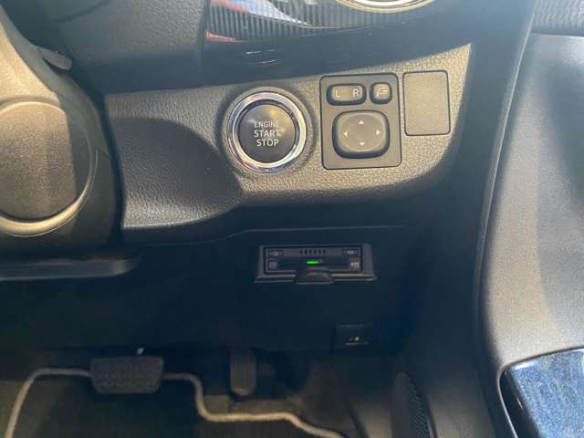 トヨタ ヴィッツ １．３ Ｆ セーフティ エディションＩＩ H30年 (九州・沖縄) 99