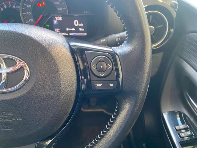 トヨタ ヴィッツ １．３ Ｆ セーフティ エディションＩＩ H30年 (九州・沖縄) 99