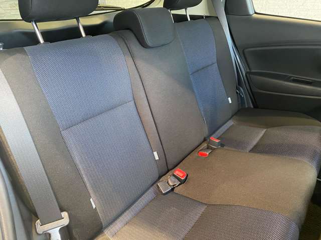 トヨタ ヴィッツ １．３ Ｆ セーフティ エディションＩＩ H30年 (九州・沖縄) 99