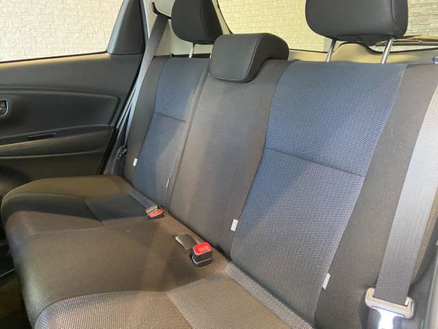 トヨタ ヴィッツ １．３ Ｆ セーフティ エディションＩＩ H30年 (九州・沖縄) 99