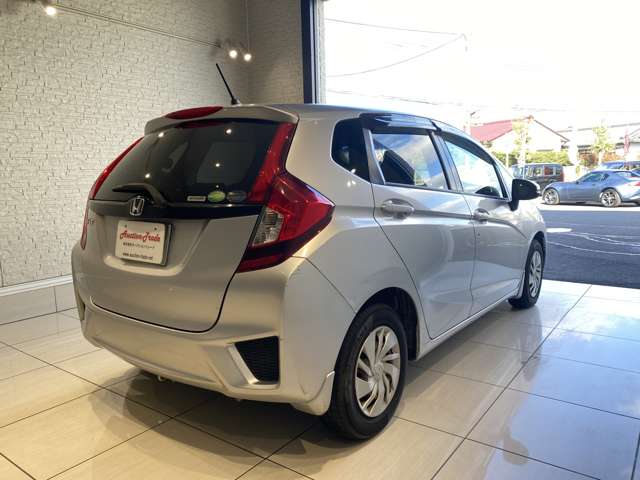 ホンダ フィット １．３ １３Ｇ Ｆパッケージ H26年 (九州・沖縄) 99