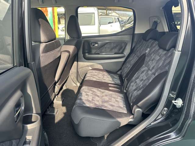 三菱 ｅＫクロス　ＥＶ Ｐ R4年 (東海) 99